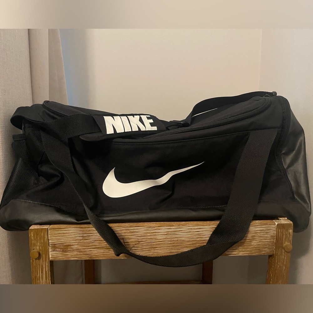Nike duffle bag